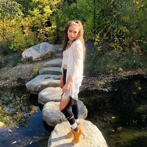 Meet your Posher, Jade